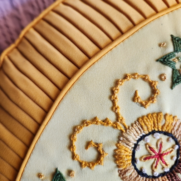 2 Handmade 14 " Diameter Cross Stiched Throw Pillows. Zippered. - Picture 4 of 15